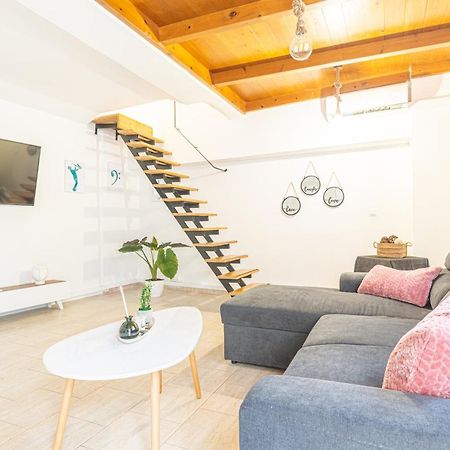 New Loft In The Heart Of City Center Iraklio Exterior foto